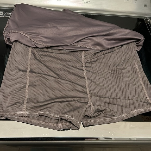 DSG Womens Gray Snakeskin Skort Size M Skirt Dicks Sporting Goods Workout H3 - Picture 13 of 13